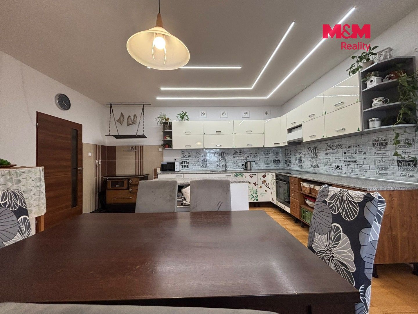 Prodej domu 210 m² - foto 3