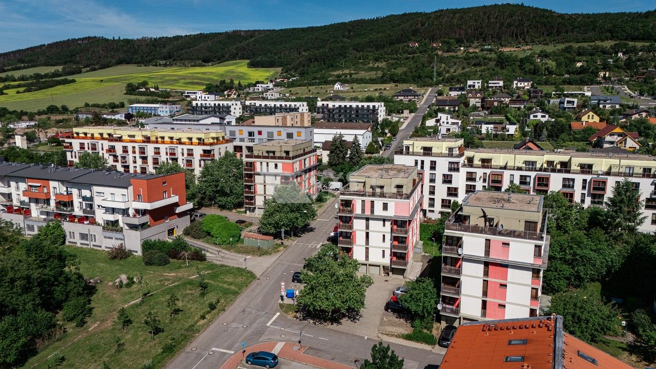 Prodej bytu 1+kk 37 m² - foto 2