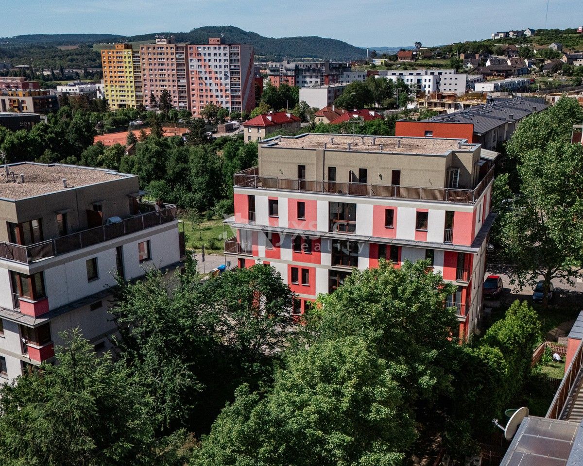 Prodej bytu 1+kk 37 m² - foto 4