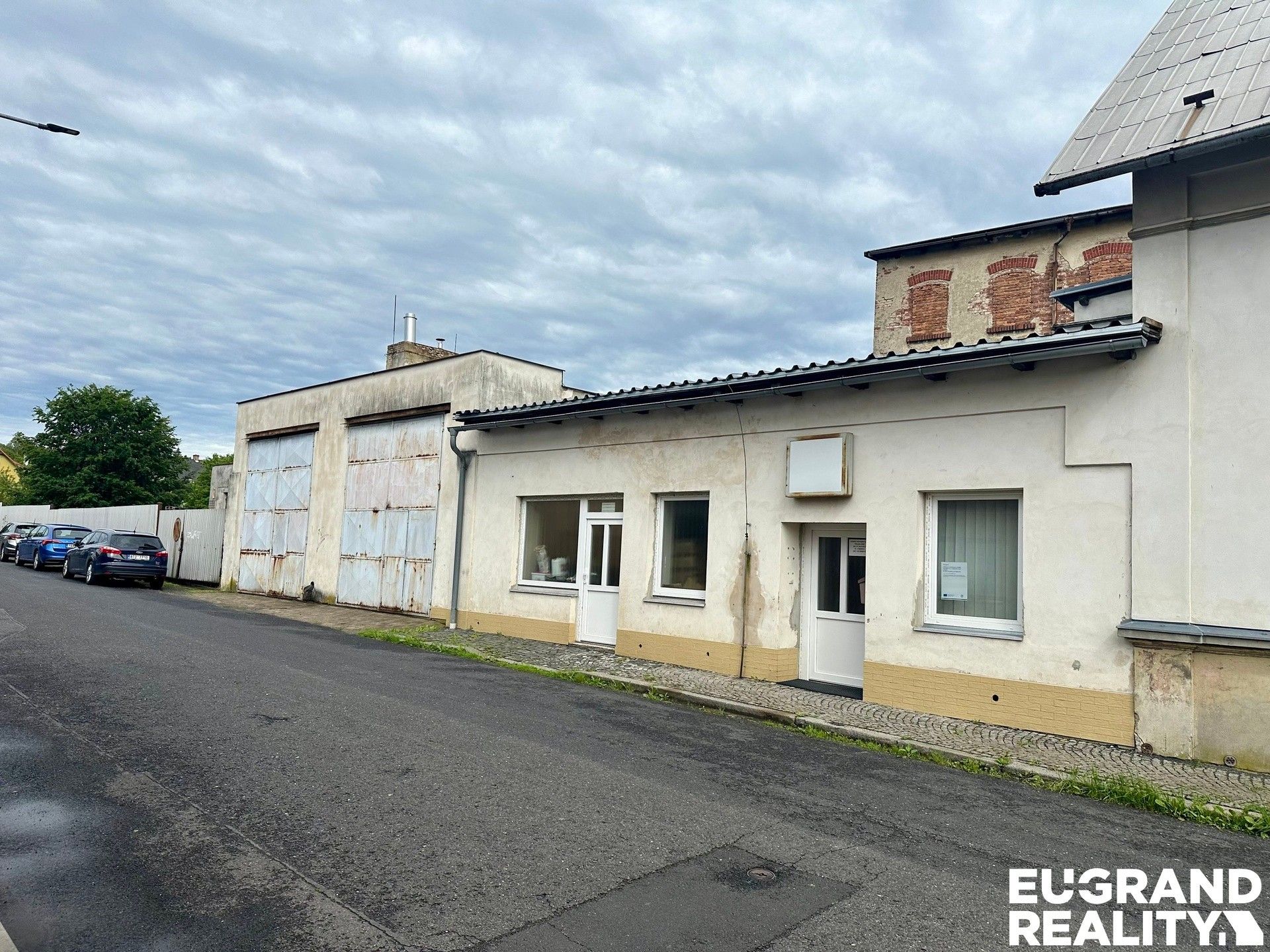Pronájem komerčního prostoru 2400 m² - foto 4
