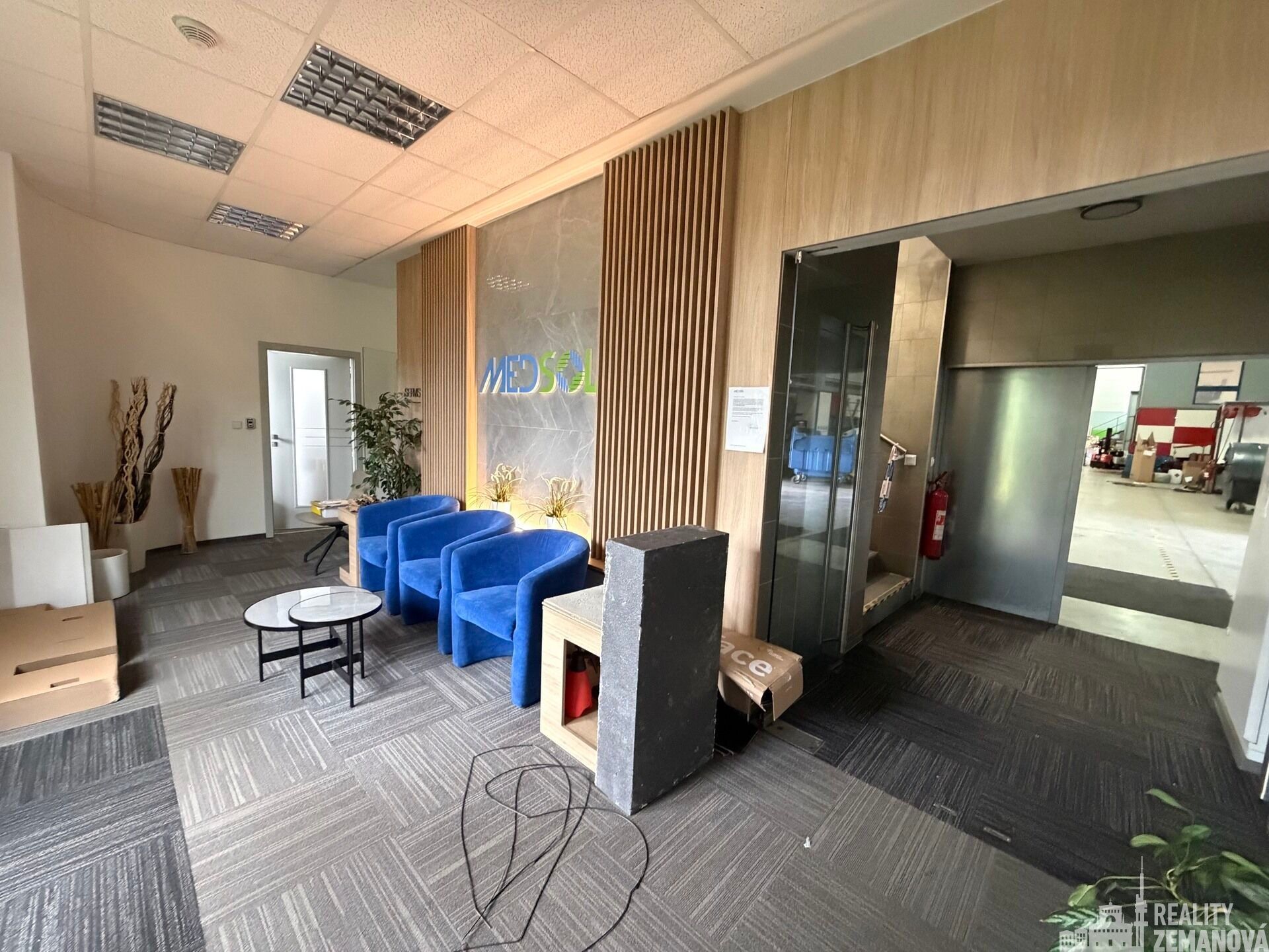 Pronájem komerčního prostoru 1637 m² - foto 11
