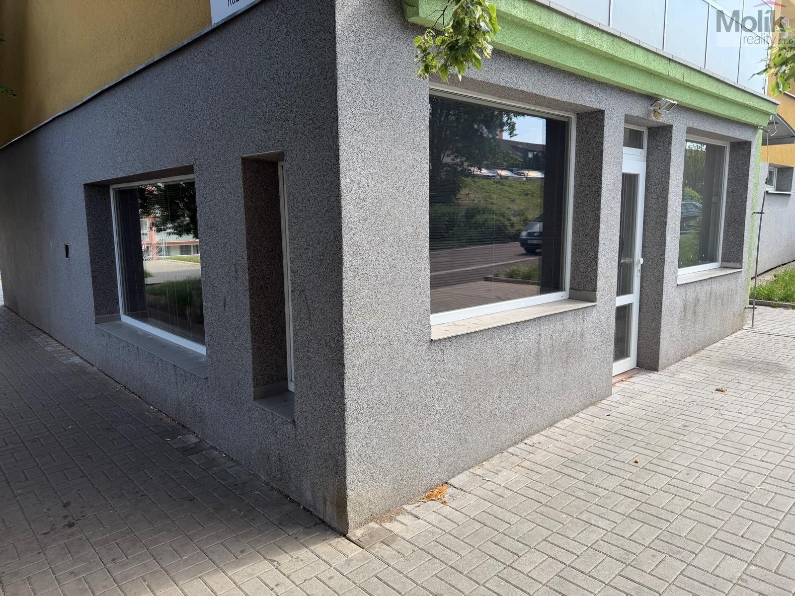 Pronájem komerčního prostoru 51 m² - foto 9