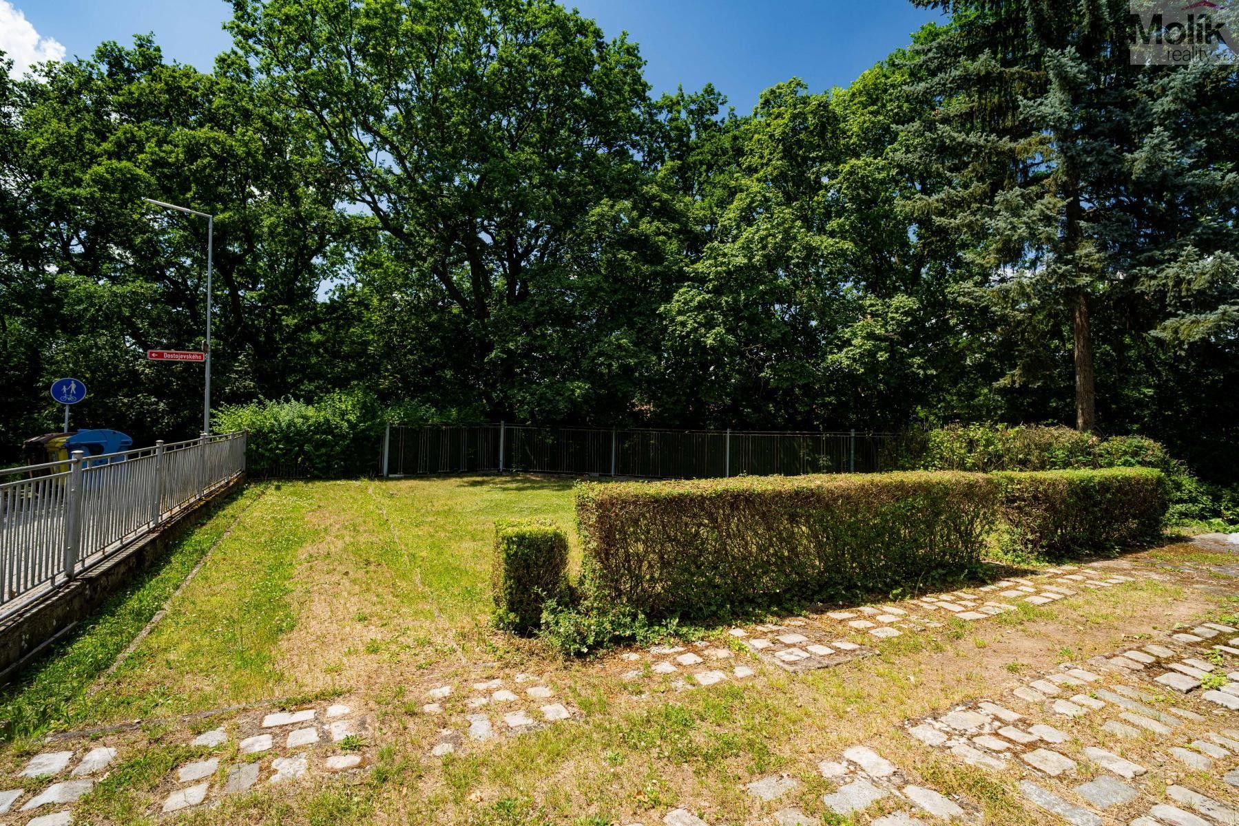Prodej nemovitosti 270 m² - foto 8