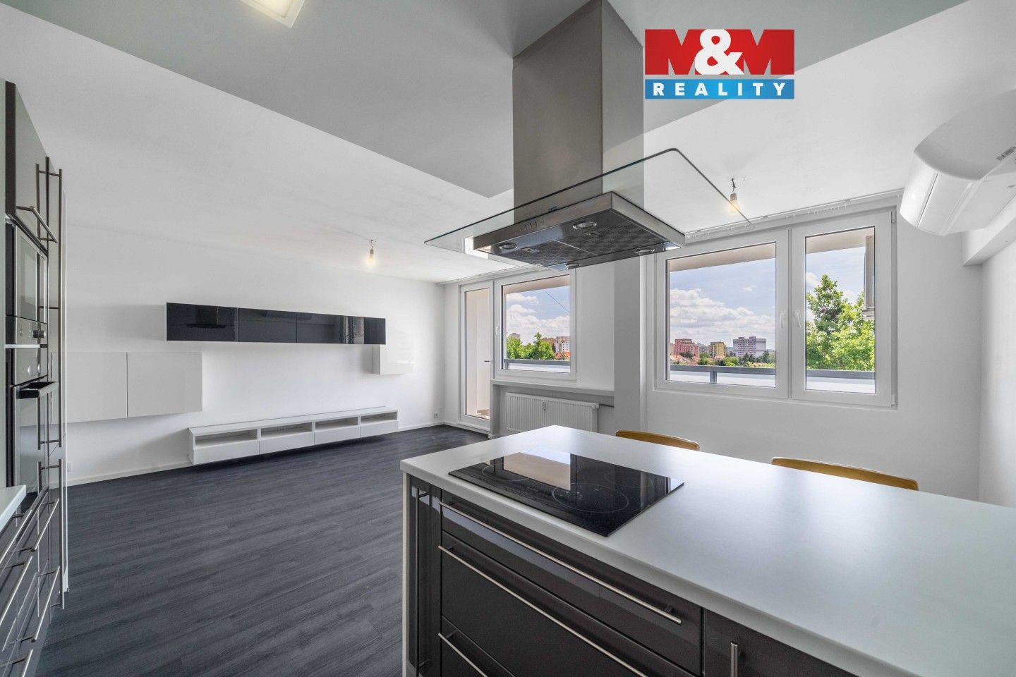 Prodej bytu 3+kk 67 m² - foto 1