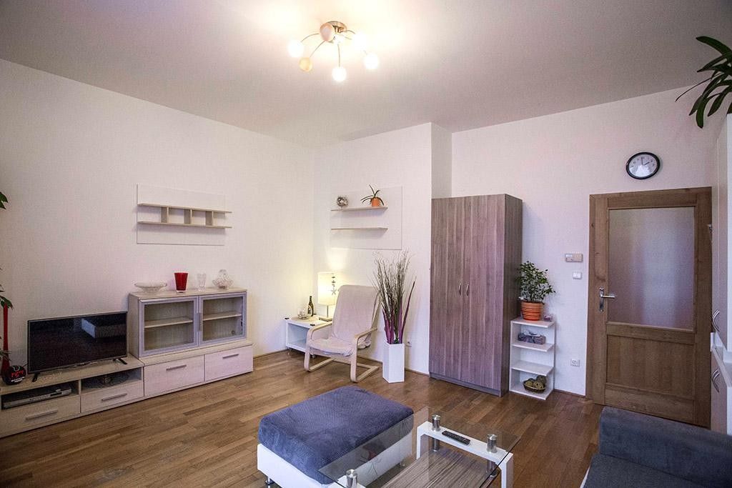 Pronájem bytu 1+kk 34 m² - foto 3