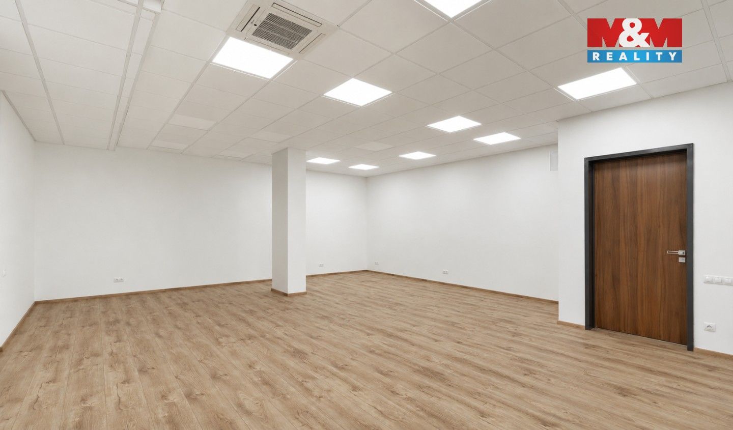 Prodej komerčního prostoru 284 m² - foto 3