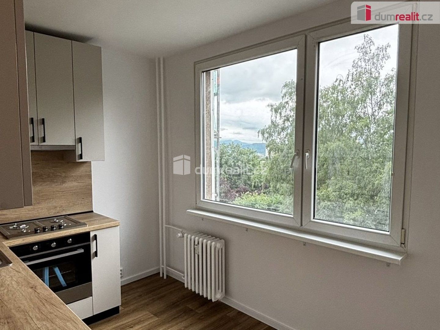 Pronájem bytu 2+1 66 m² - foto 2