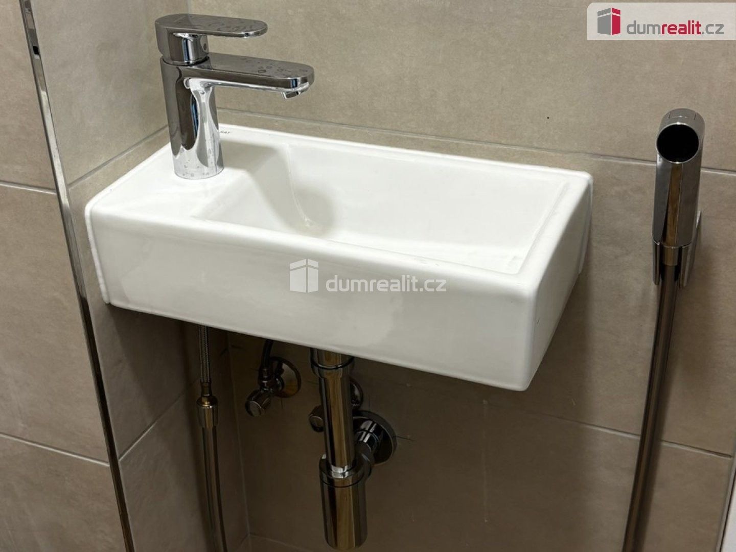 Pronájem bytu 2+1 66 m² - foto 6