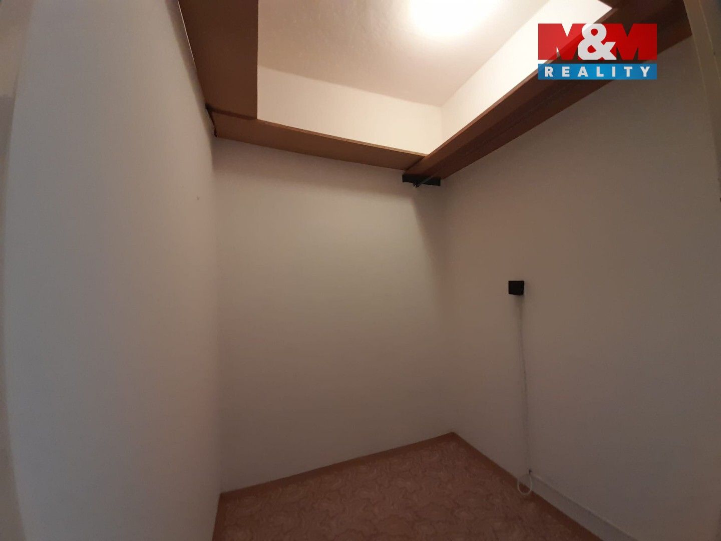 Pronájem bytu 3+1 73 m² - foto 8