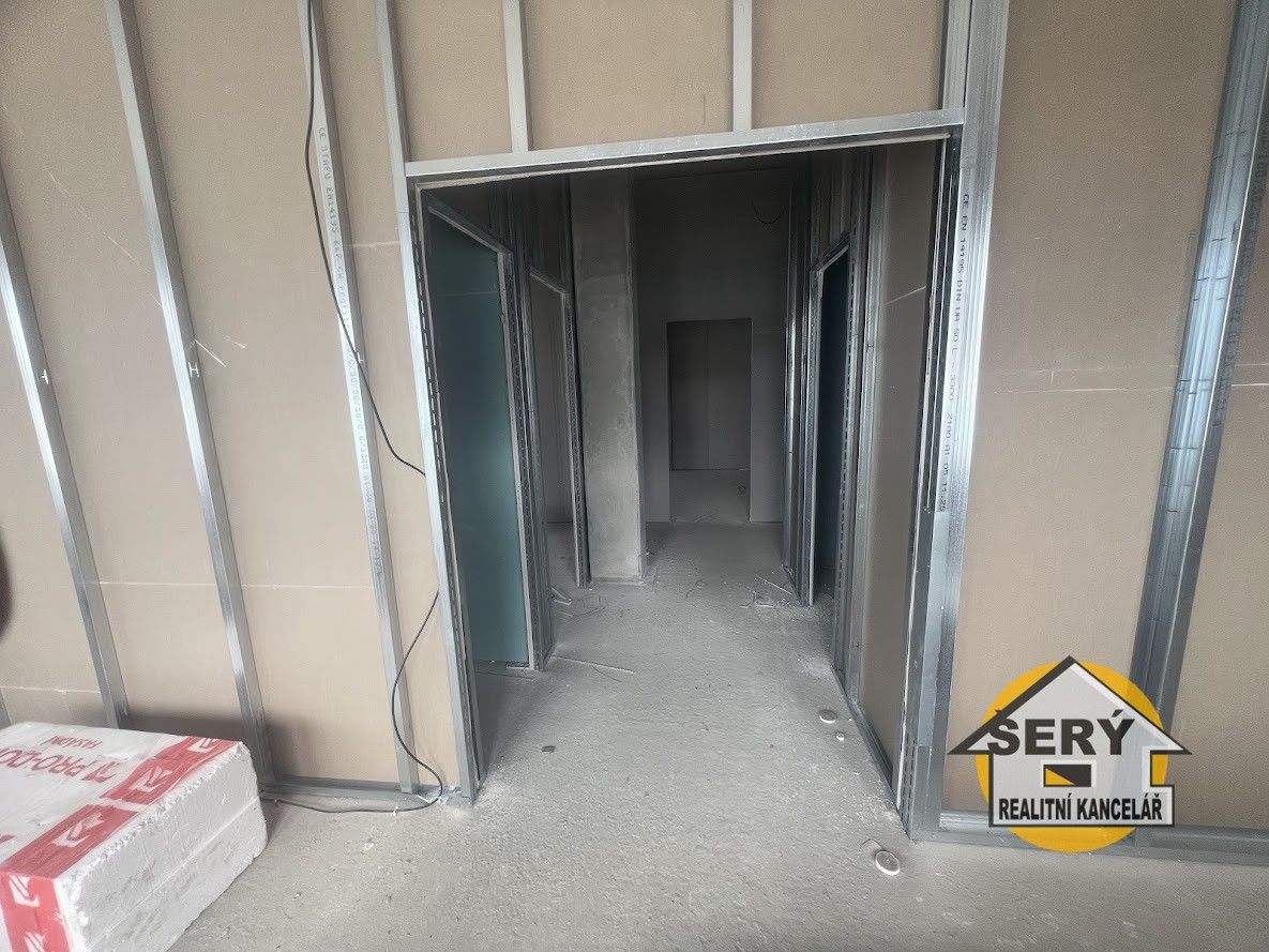 Prodej komerčního prostoru 52 m² - foto 10
