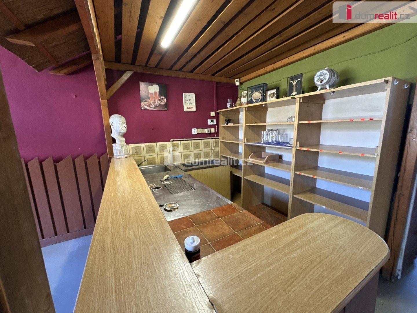 Pronájem komerčního prostoru 137 m² - foto 3
