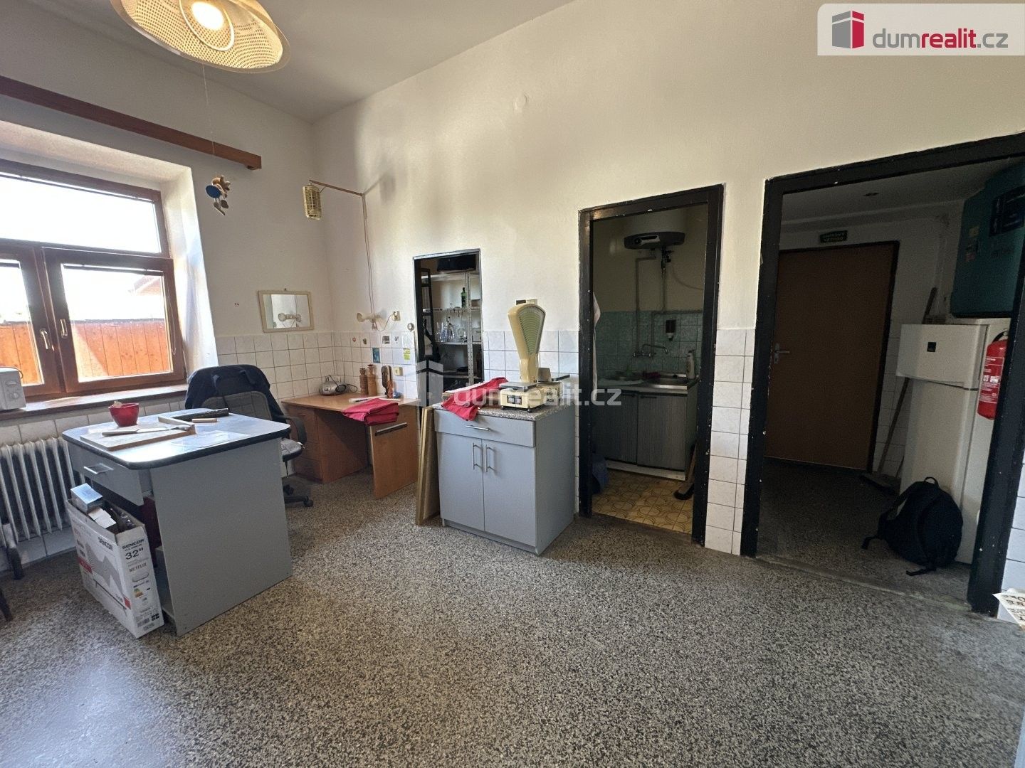 Pronájem komerčního prostoru 137 m² - foto 12