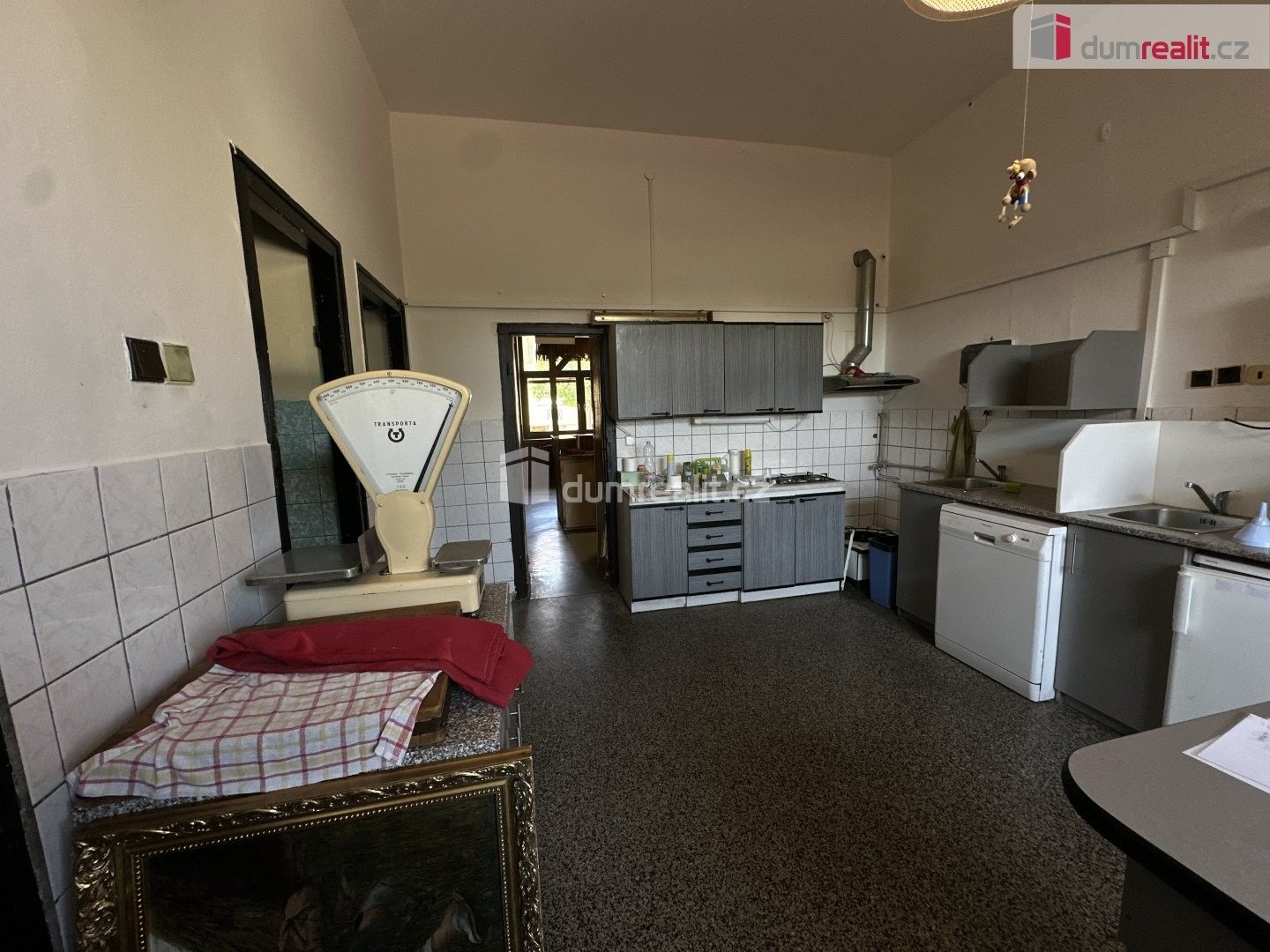 Pronájem komerčního prostoru 137 m² - foto 13