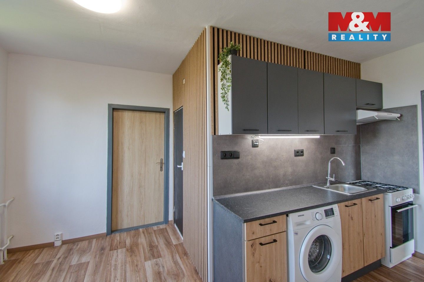 Pronájem bytu 3+1 76 m² - foto 6