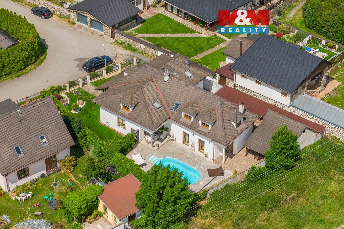 Prodej domu 360 m² - foto 1