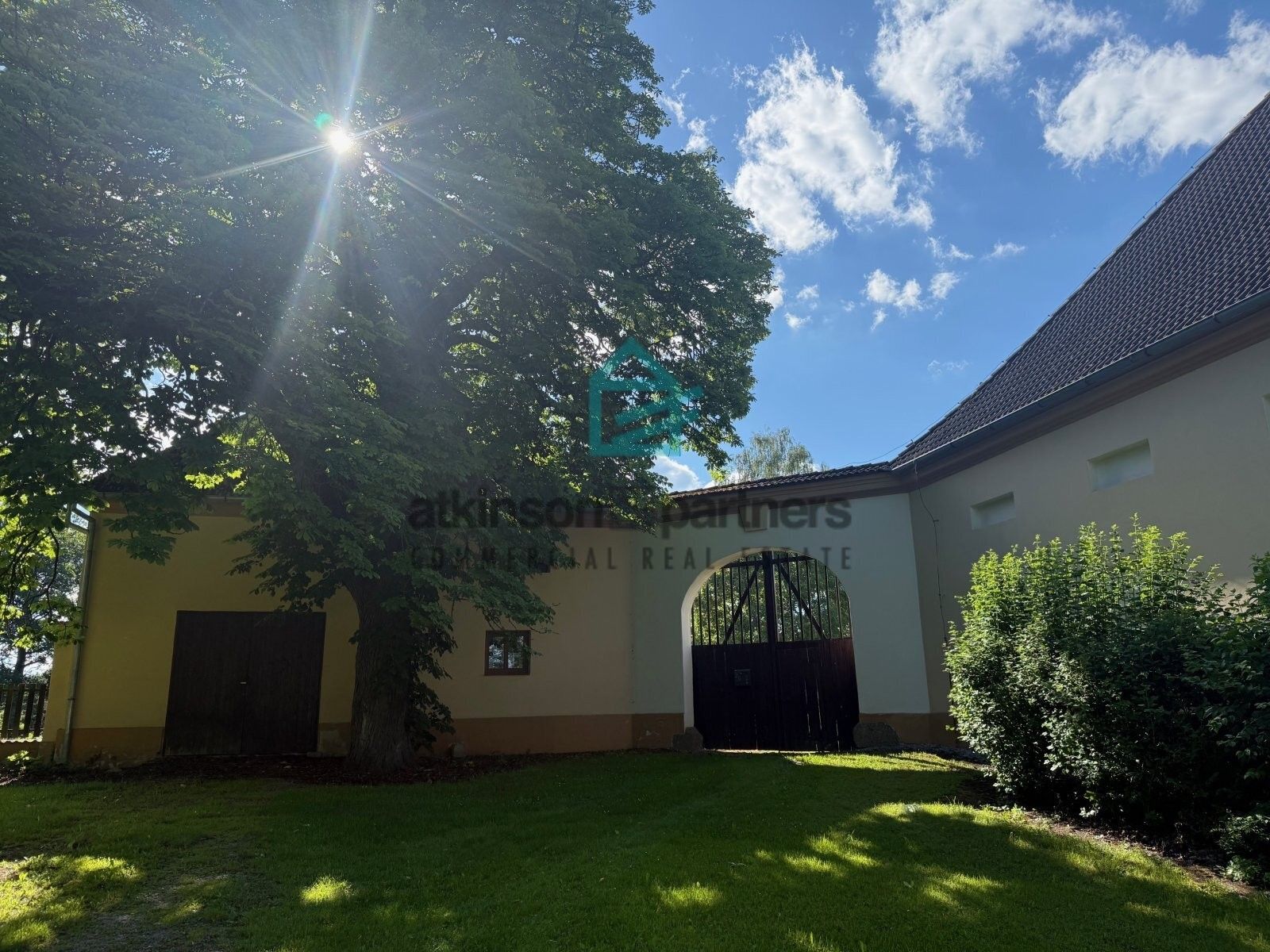 Prodej domu 1600 m² - foto 2