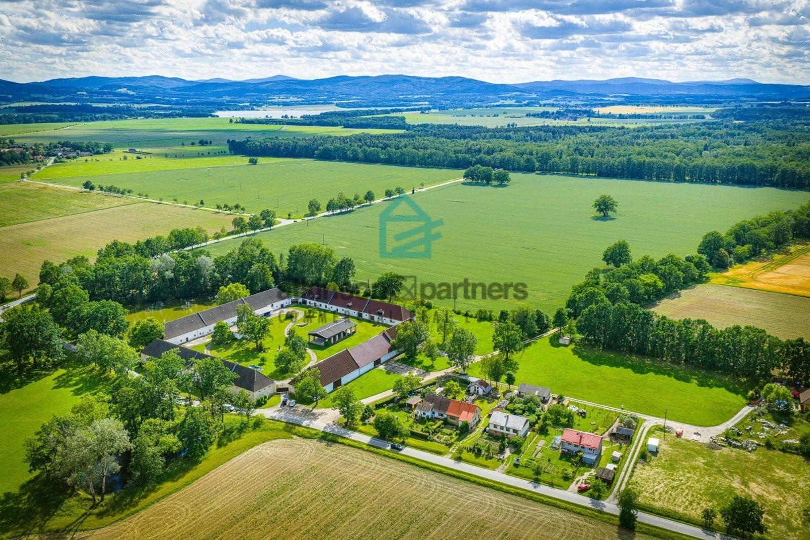 Prodej domu 1600 m² - foto 9