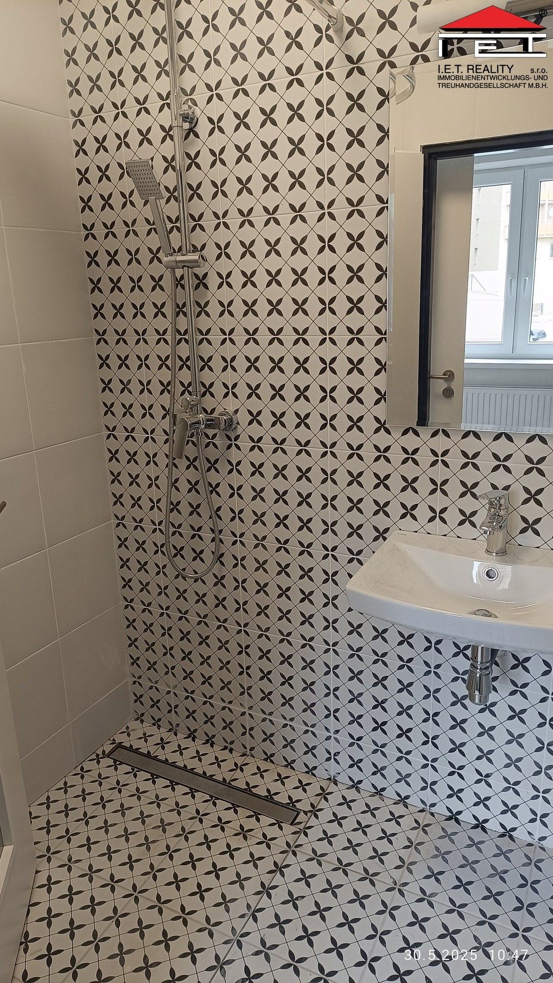 Pronájem komerčního prostoru 94 m² - foto 9