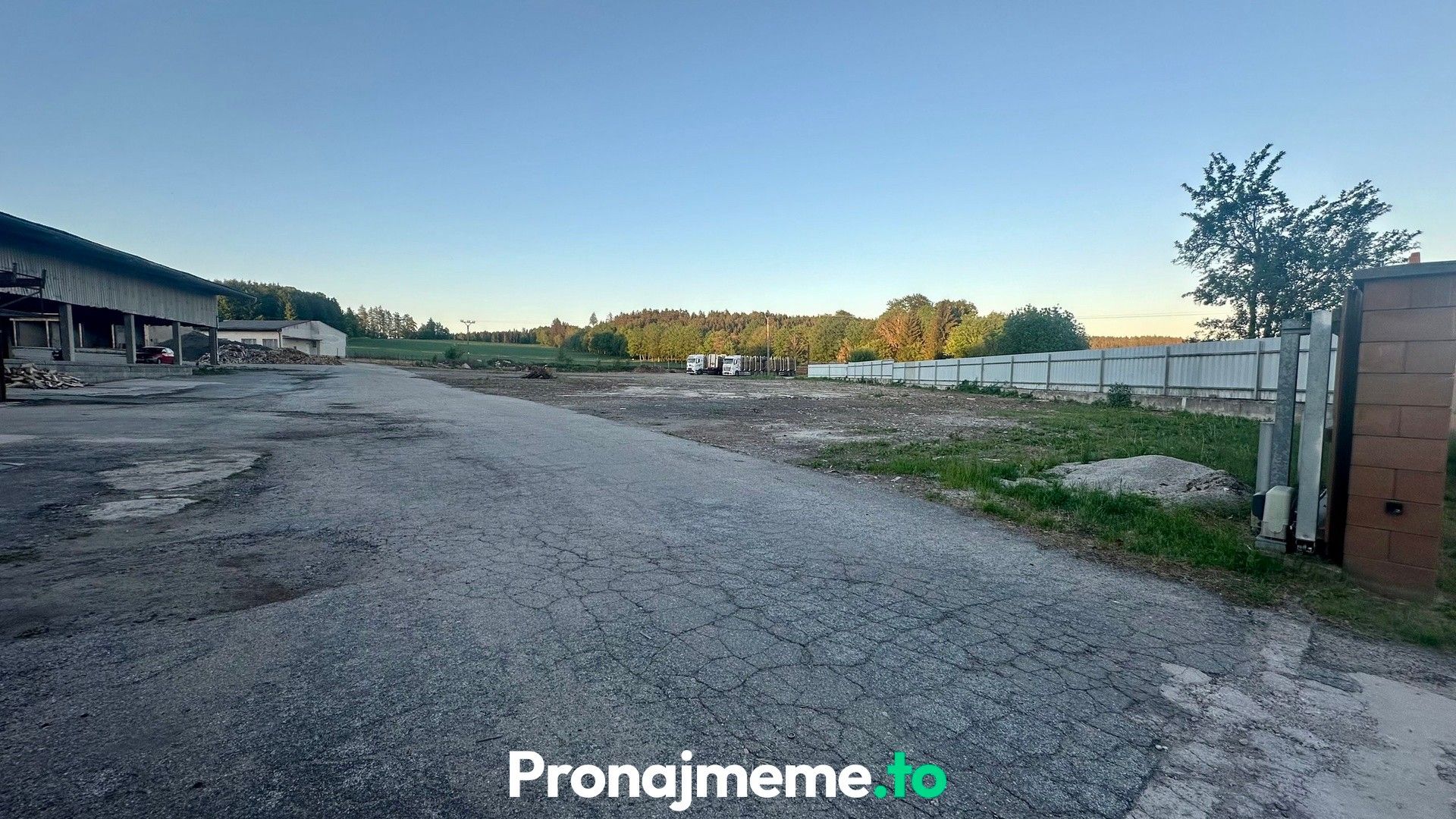 Pronájem pozemku 2700 m² - foto 3