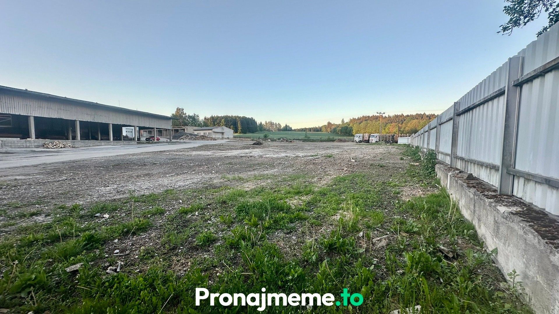 Pronájem pozemku 2700 m² - foto 2
