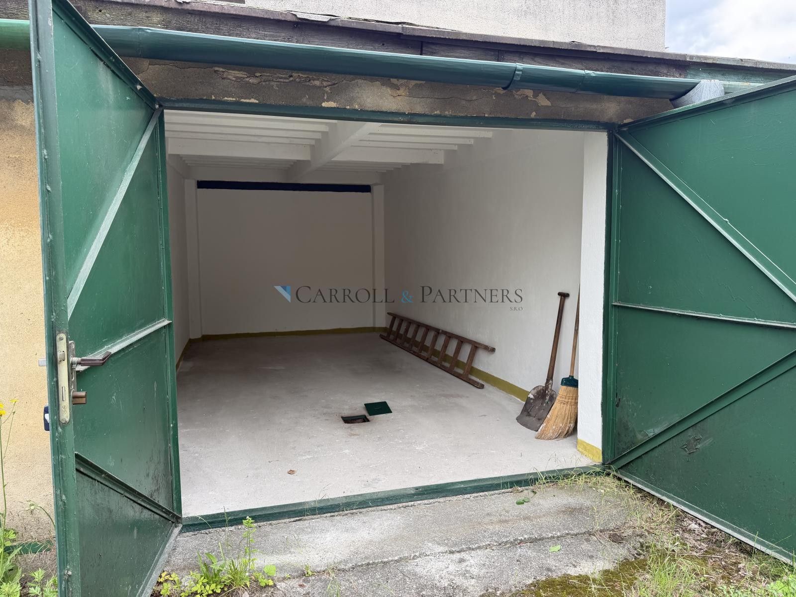 Pronájem nemovitosti 21 m² - foto 1