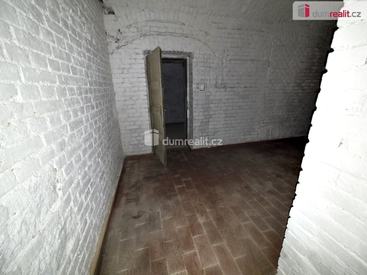 Prodej nemovitosti 228 m² - foto 5