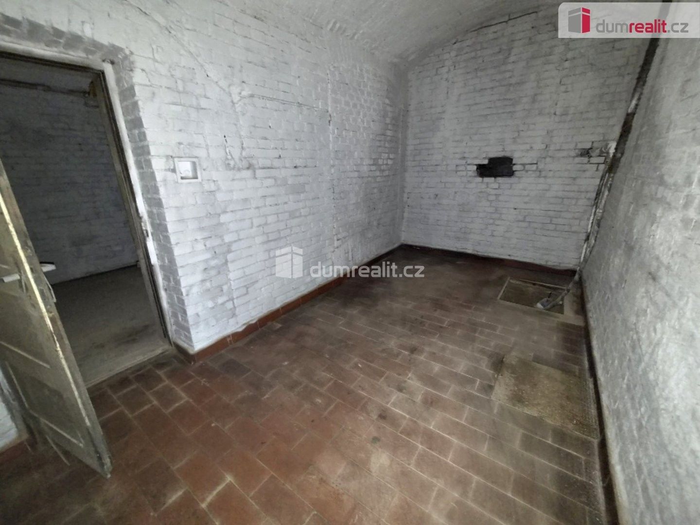 Prodej nemovitosti 228 m² - foto 7