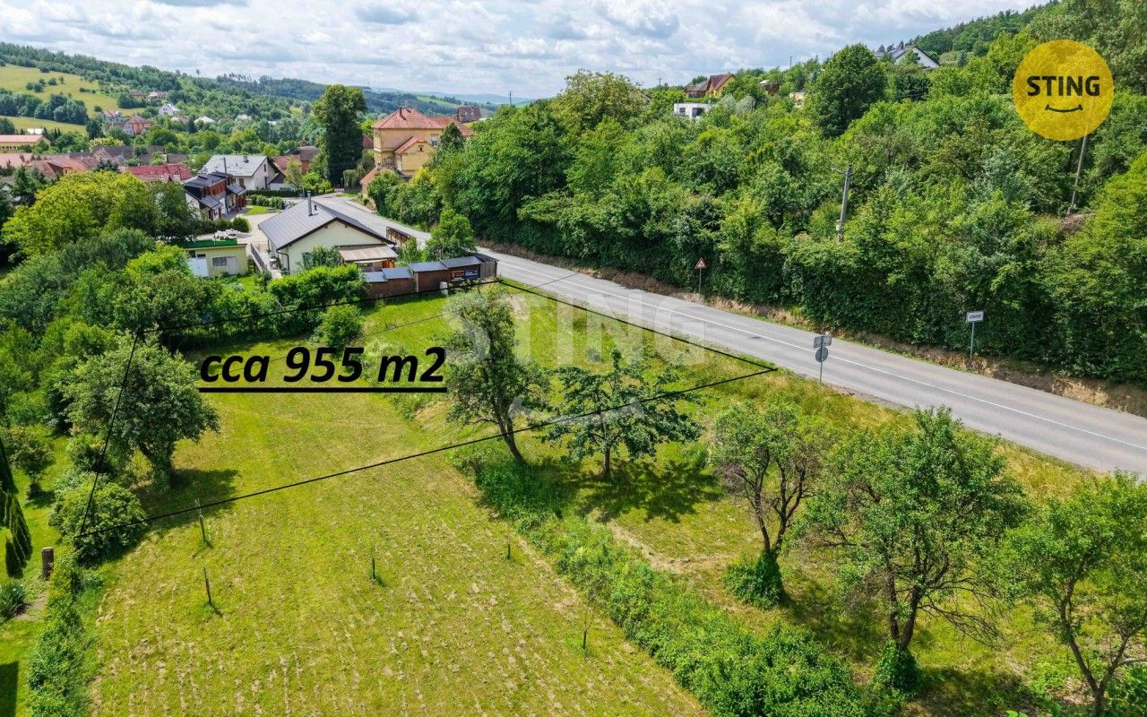 Prodej pozemku 955 m² - foto 1