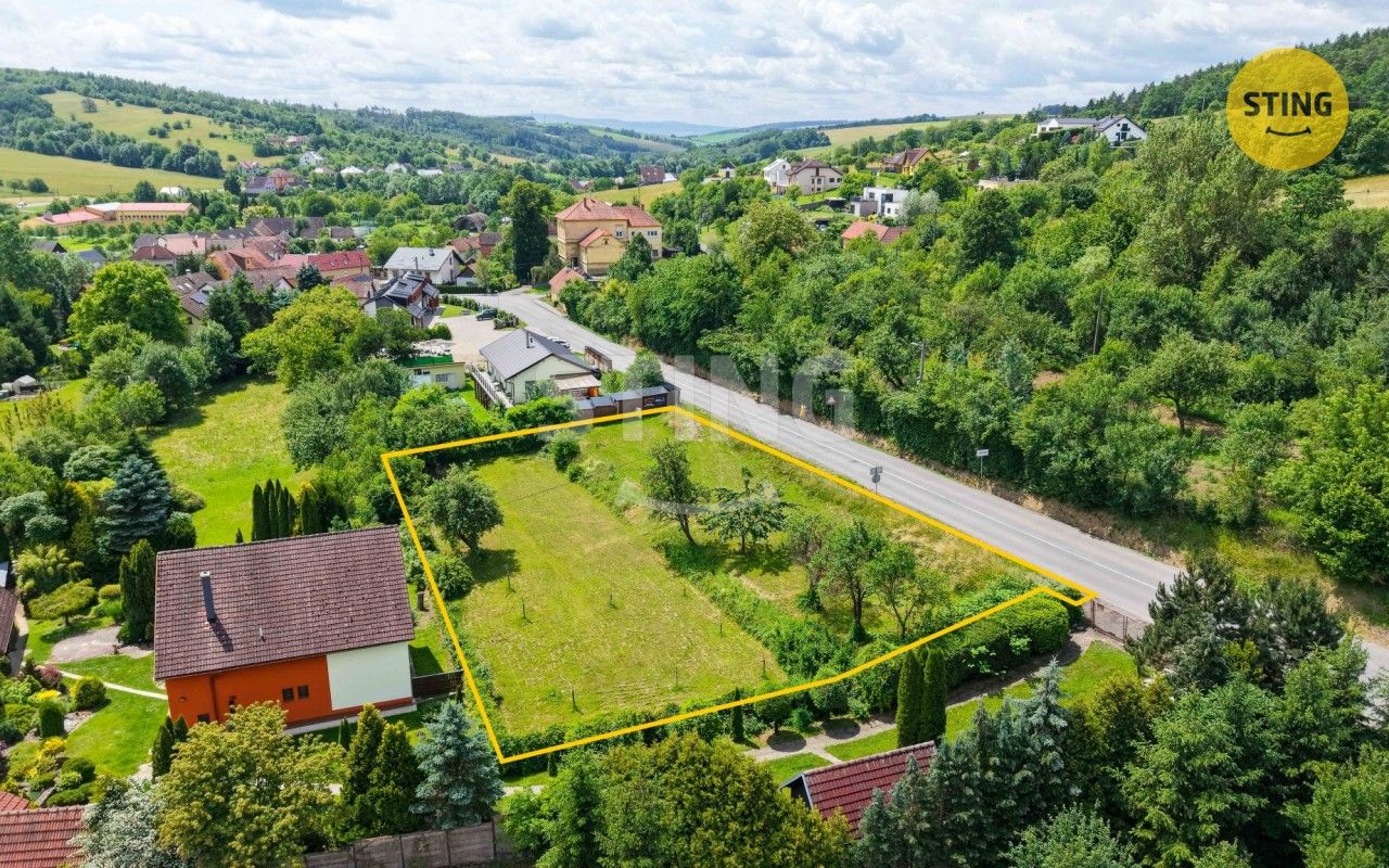Prodej pozemku 1750 m² - foto 4