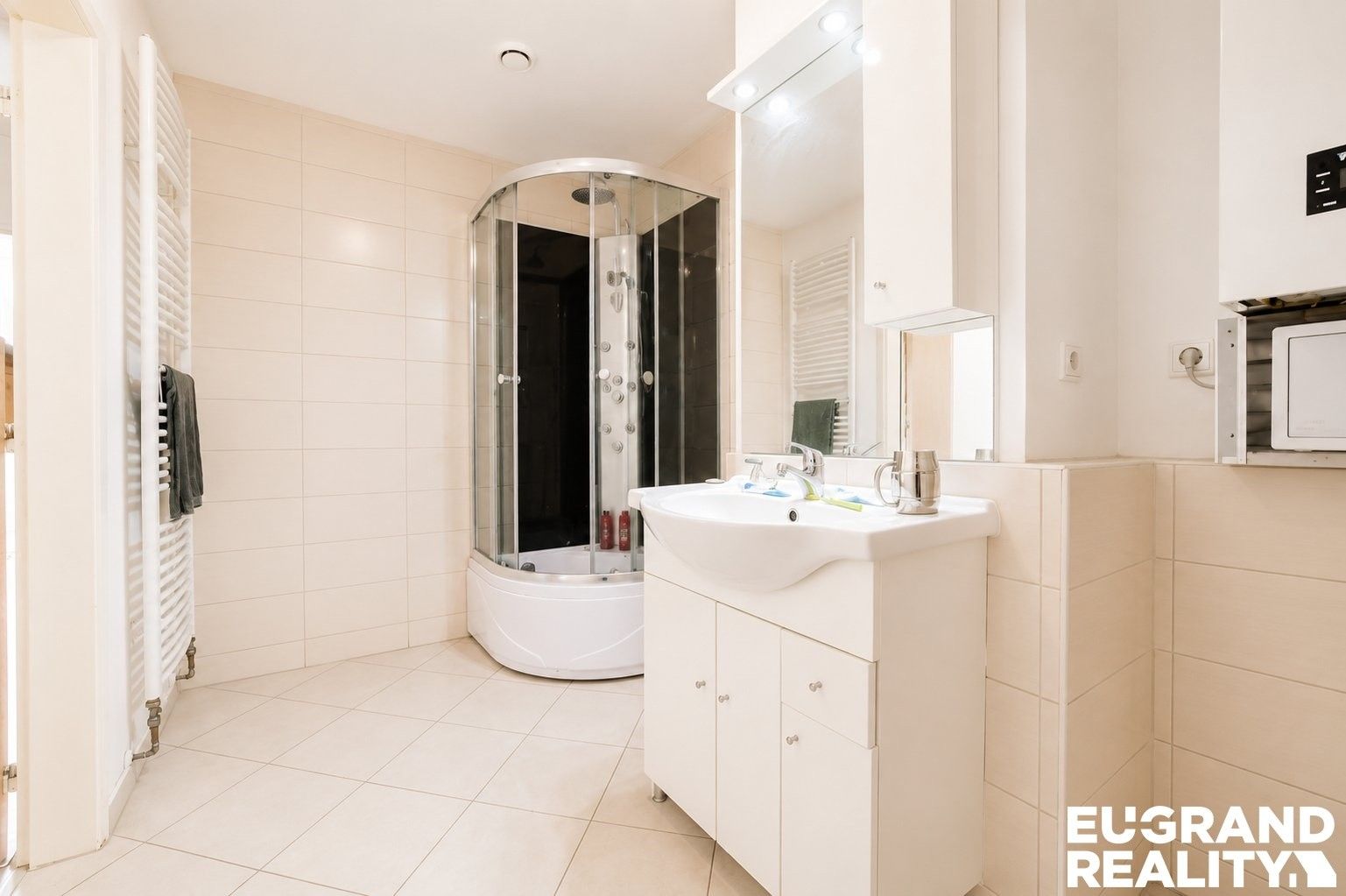 Prodej komerčního prostoru 330 m² - foto 16