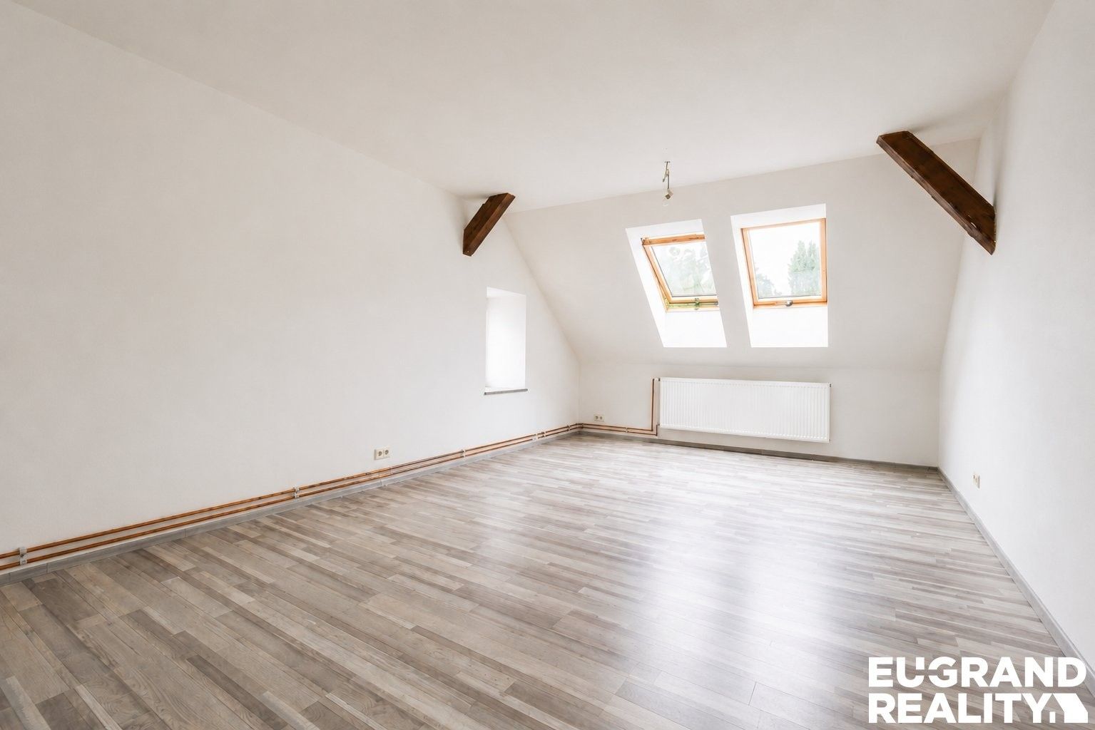 Prodej komerčního prostoru 330 m² - foto 22