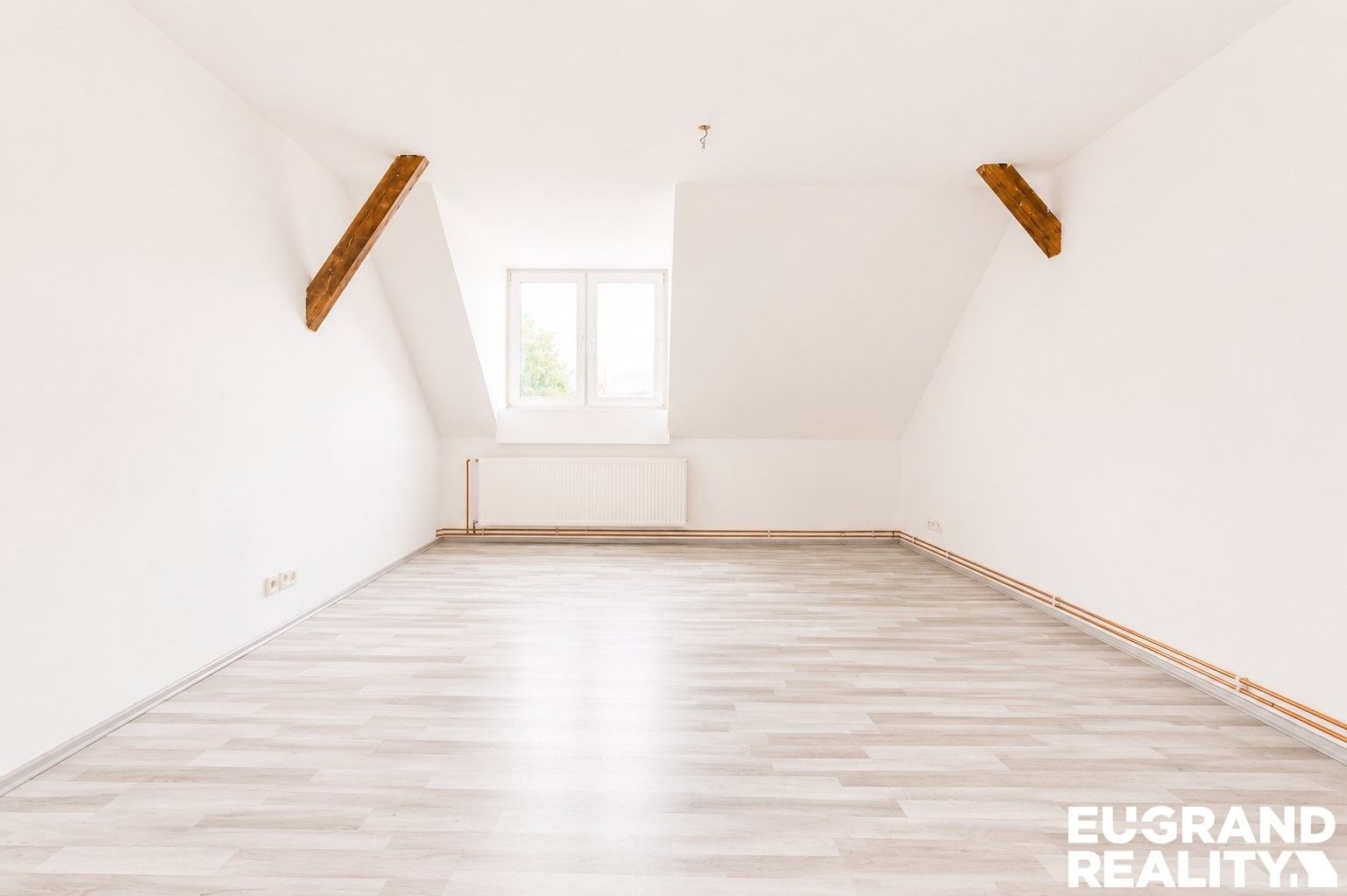 Prodej komerčního prostoru 330 m² - foto 19