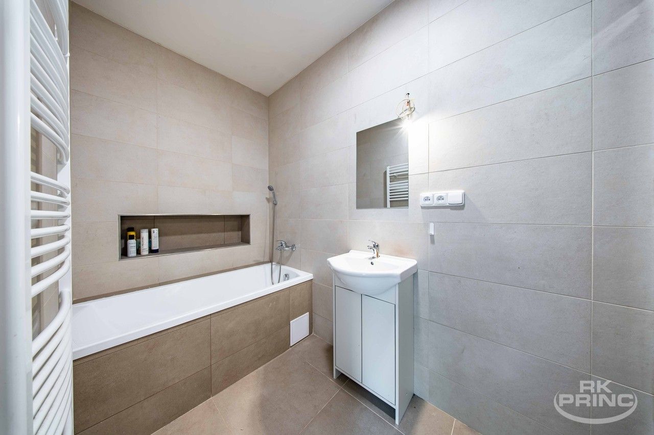 Prodej domu 300 m² - foto 14
