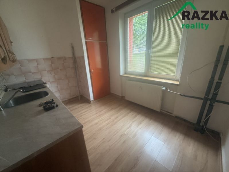 Pronájem bytu 3+1 66 m² - foto 2