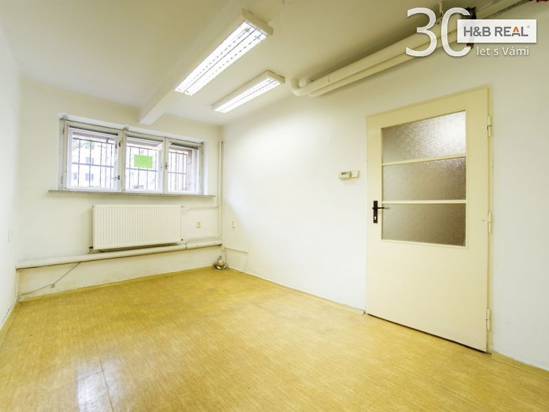 Prodej komerčního prostoru 59 m² - foto 10