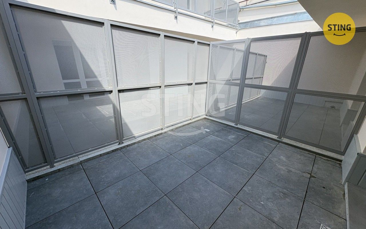 Pronájem bytu 2+kk 63 m² - foto 13