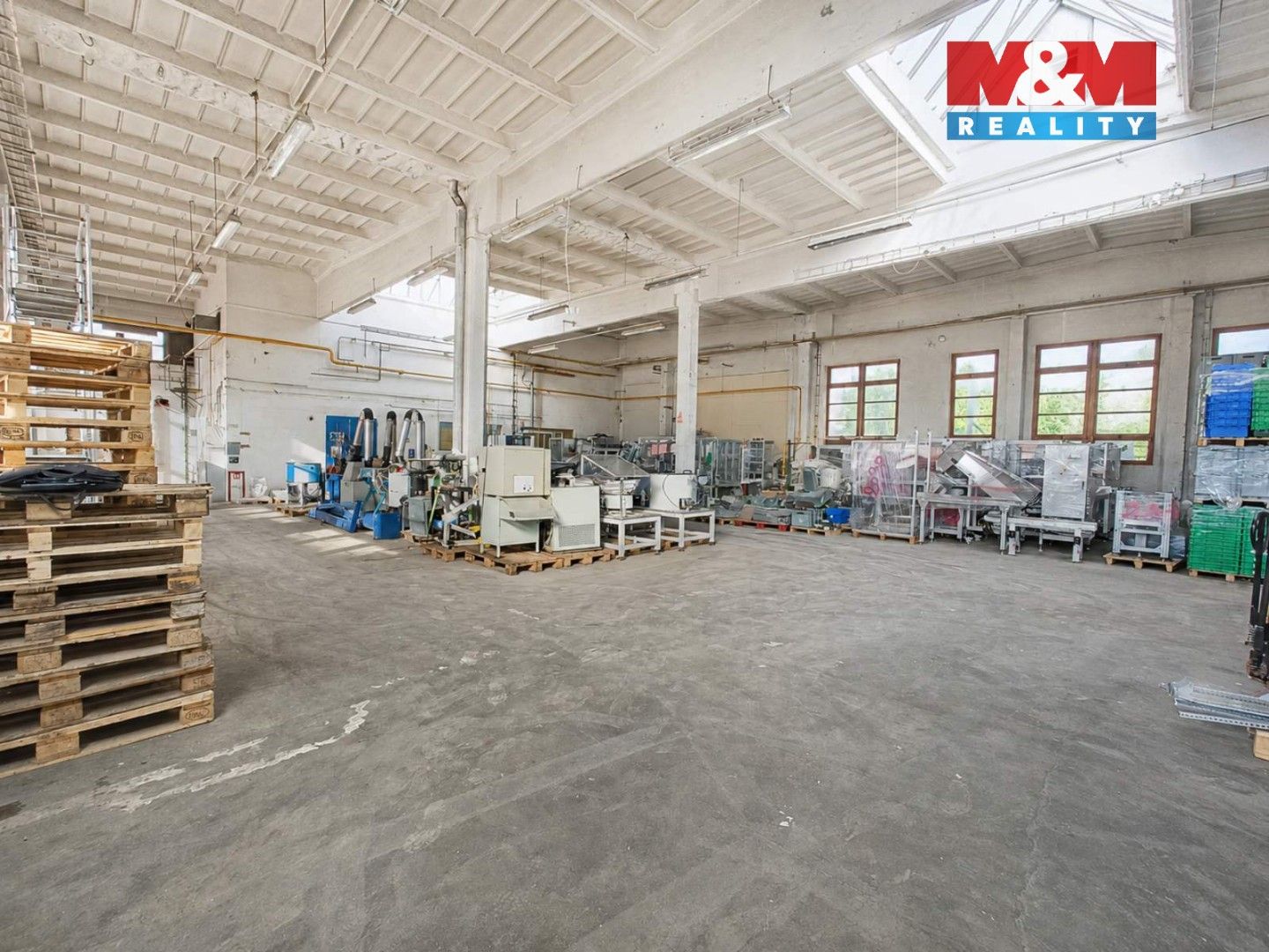 Pronájem komerčního prostoru 436 m² - foto 2