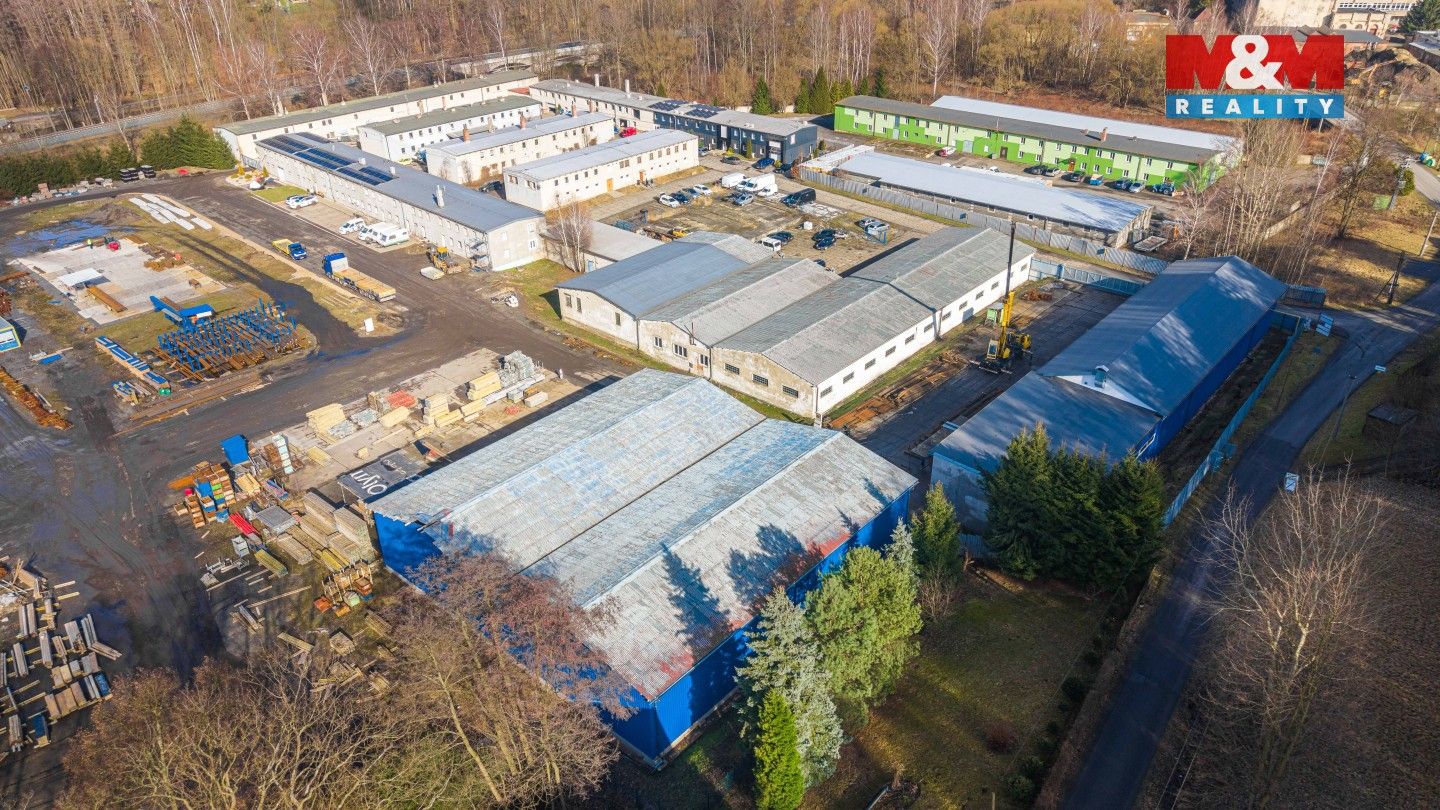 Prodej komerčního prostoru 852 m² - foto 4