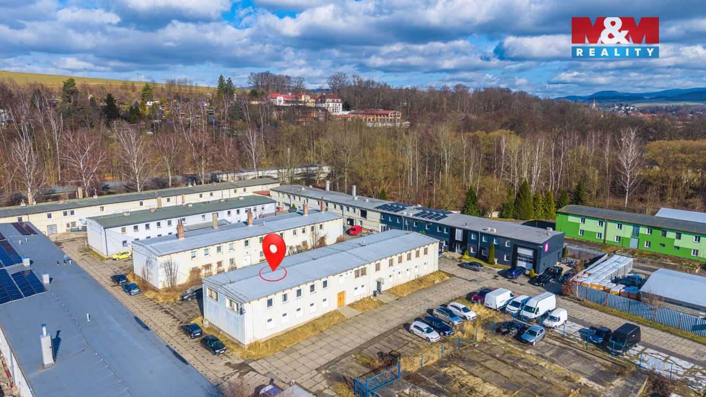Prodej komerčního prostoru 852 m² - foto 2
