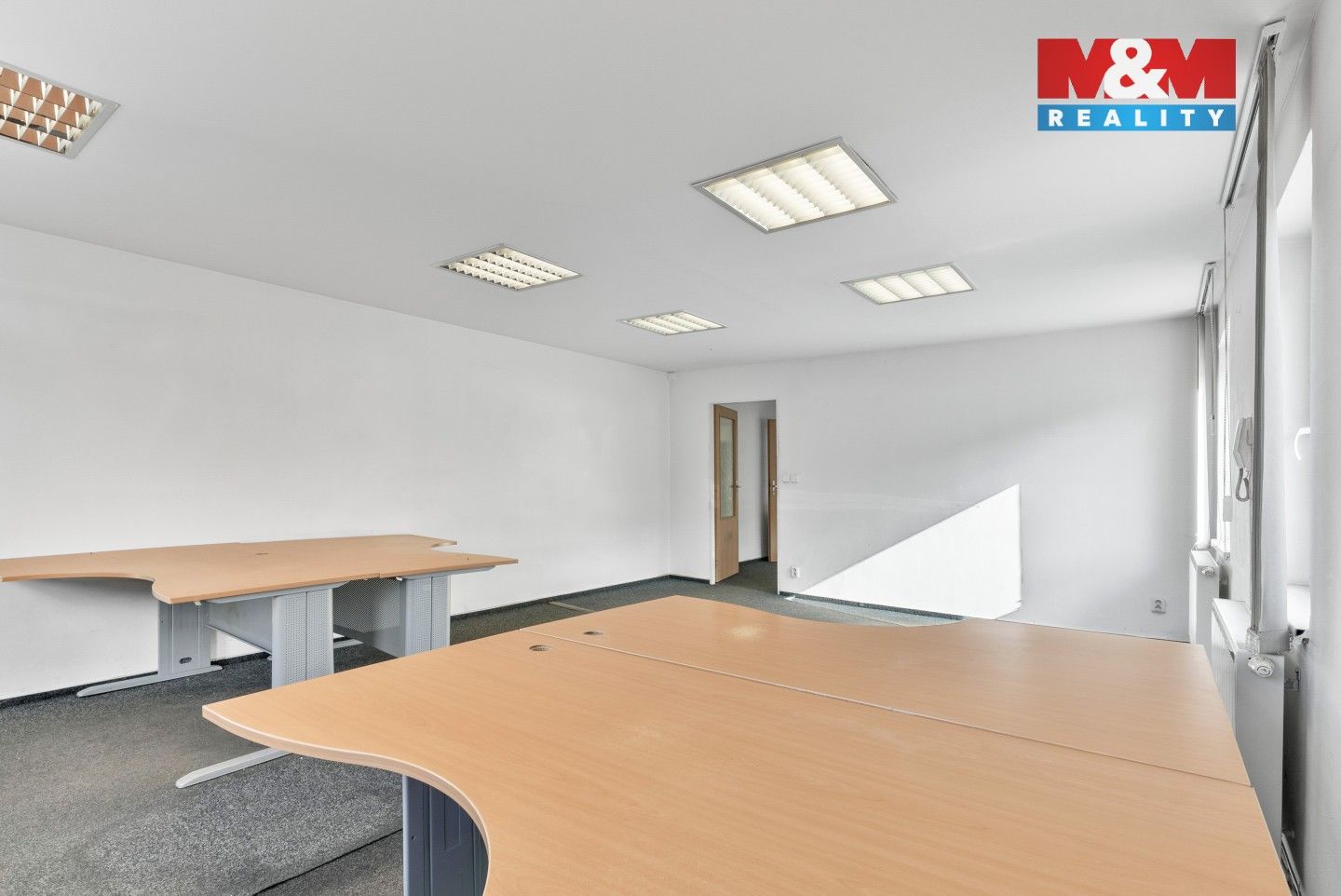 Prodej komerčního prostoru 852 m² - foto 7