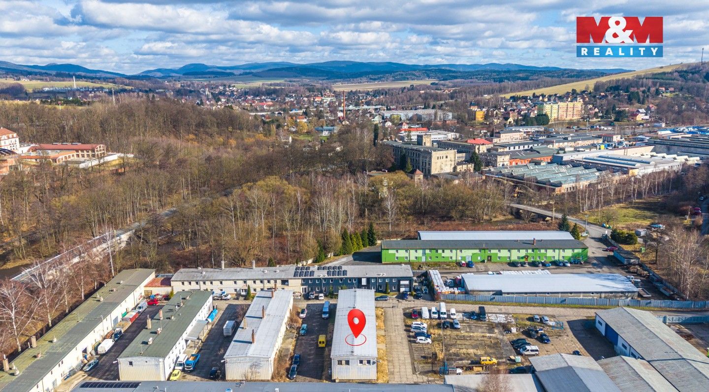 Prodej komerčního prostoru 852 m² - foto 3