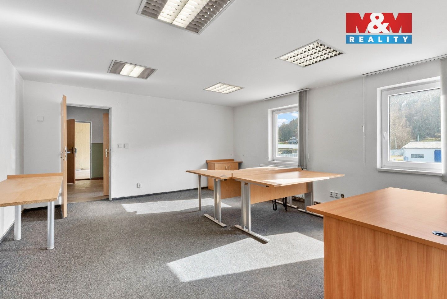 Prodej komerčního prostoru 852 m² - foto 11