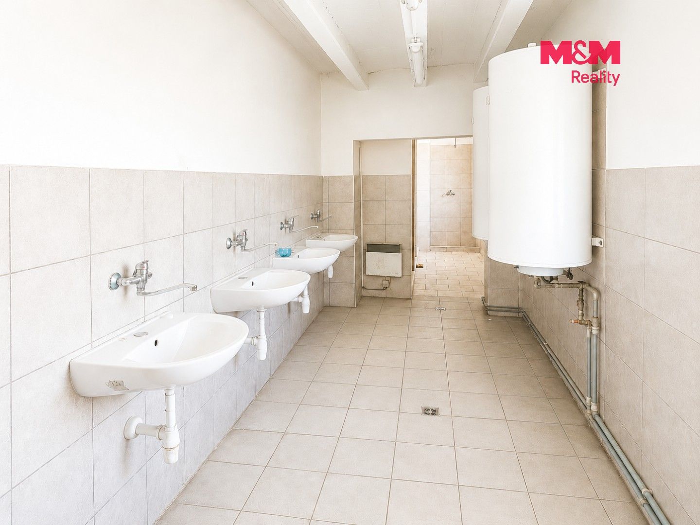 Prodej komerčního prostoru 852 m² - foto 19