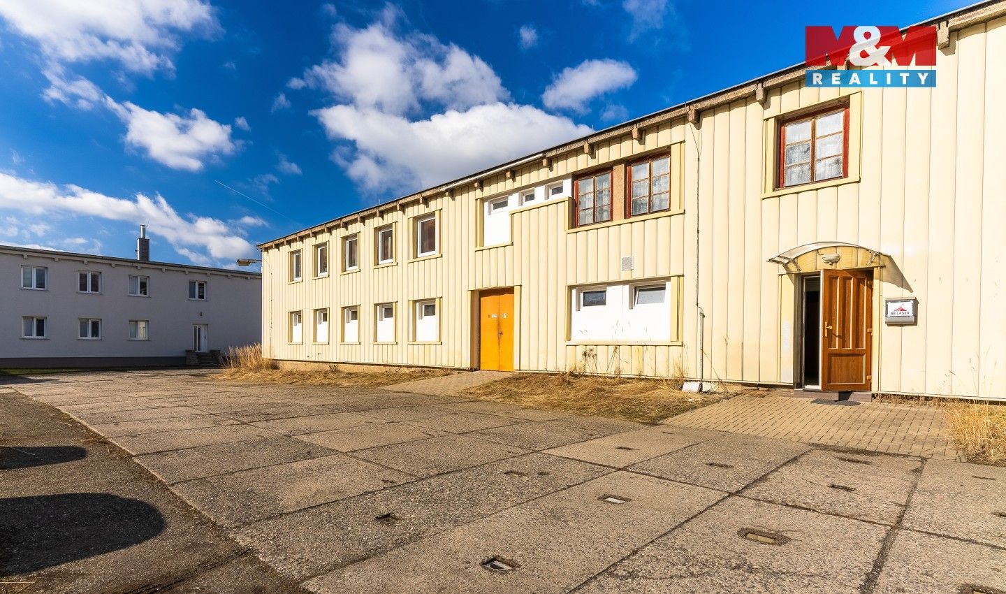 Prodej komerčního prostoru 852 m² - foto 23