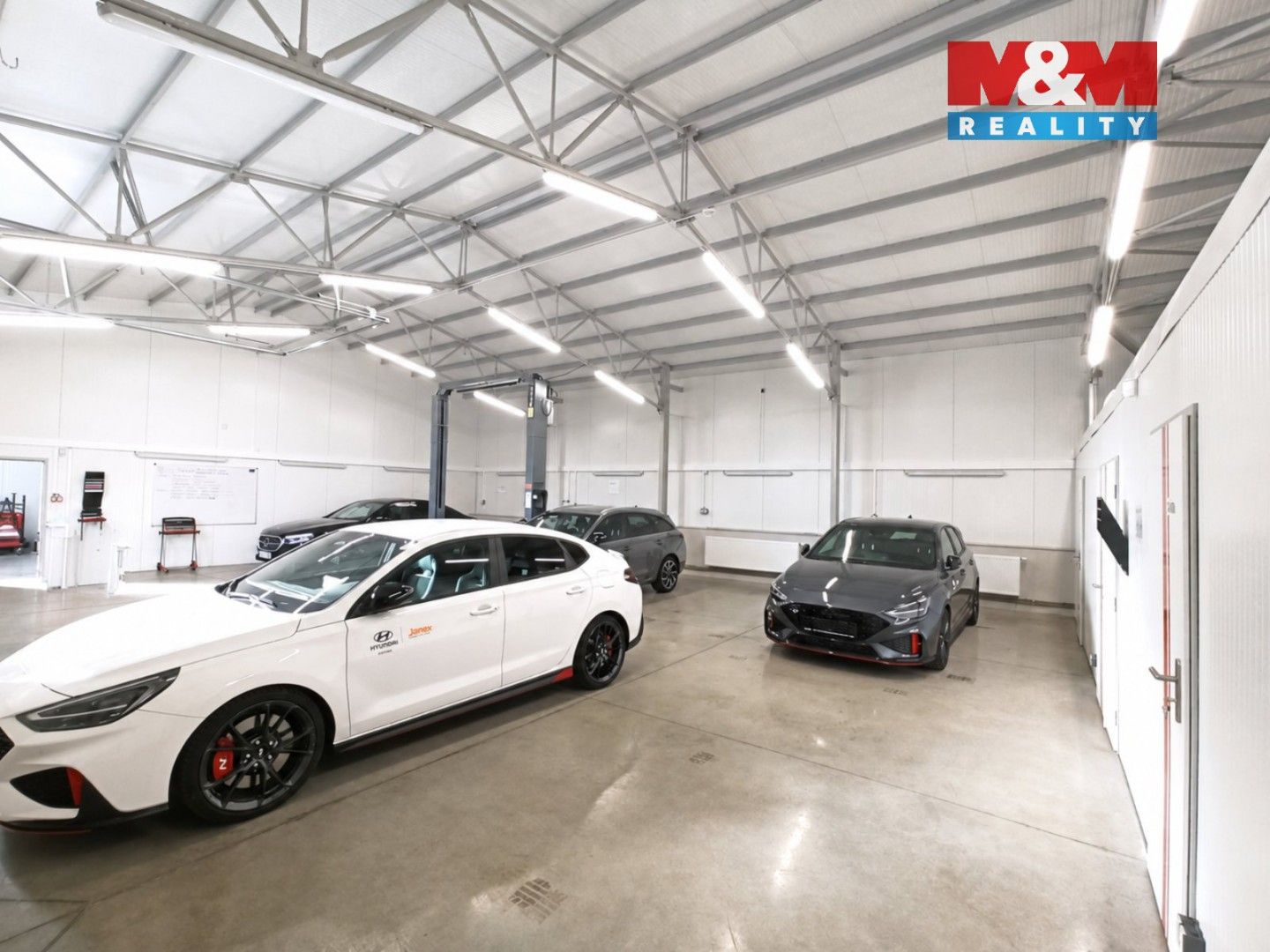 Pronájem komerčního prostoru 288 m² - foto 4