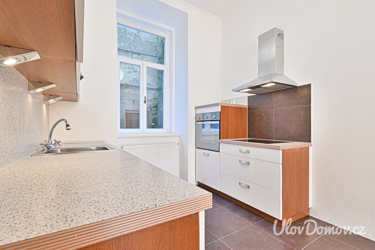 Prodej bytu 2+1 72 m² - foto 1