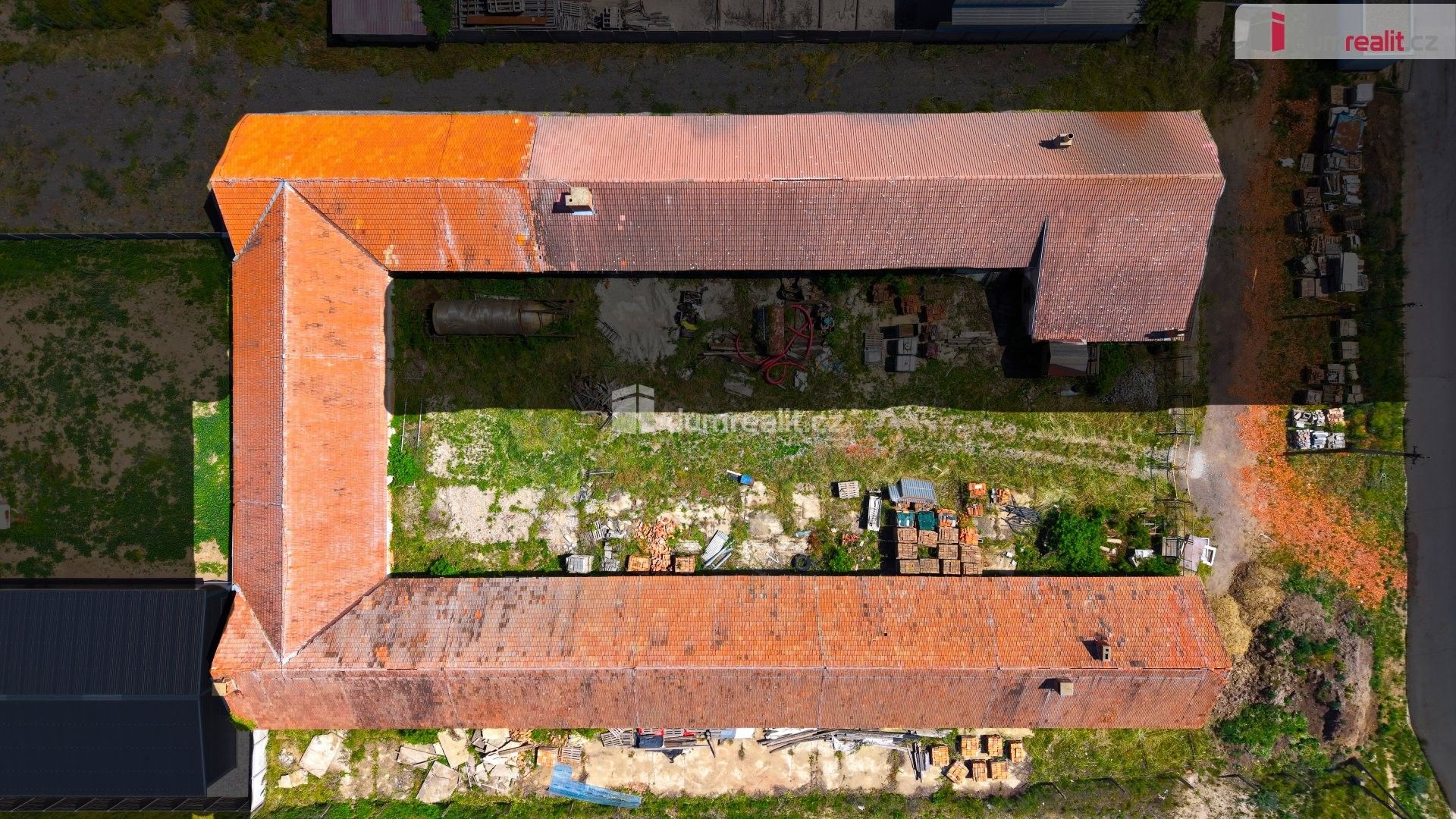 Prodej komerčního prostoru 2636 m² - foto 3