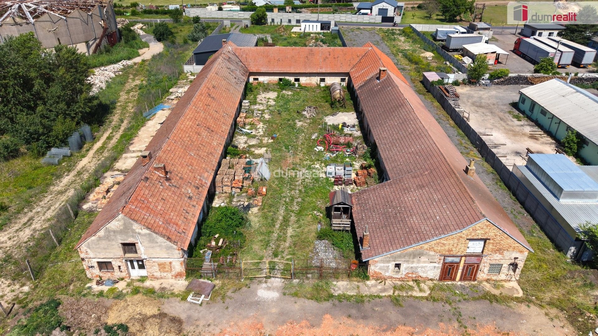 Prodej komerčního prostoru 2636 m² - foto 4