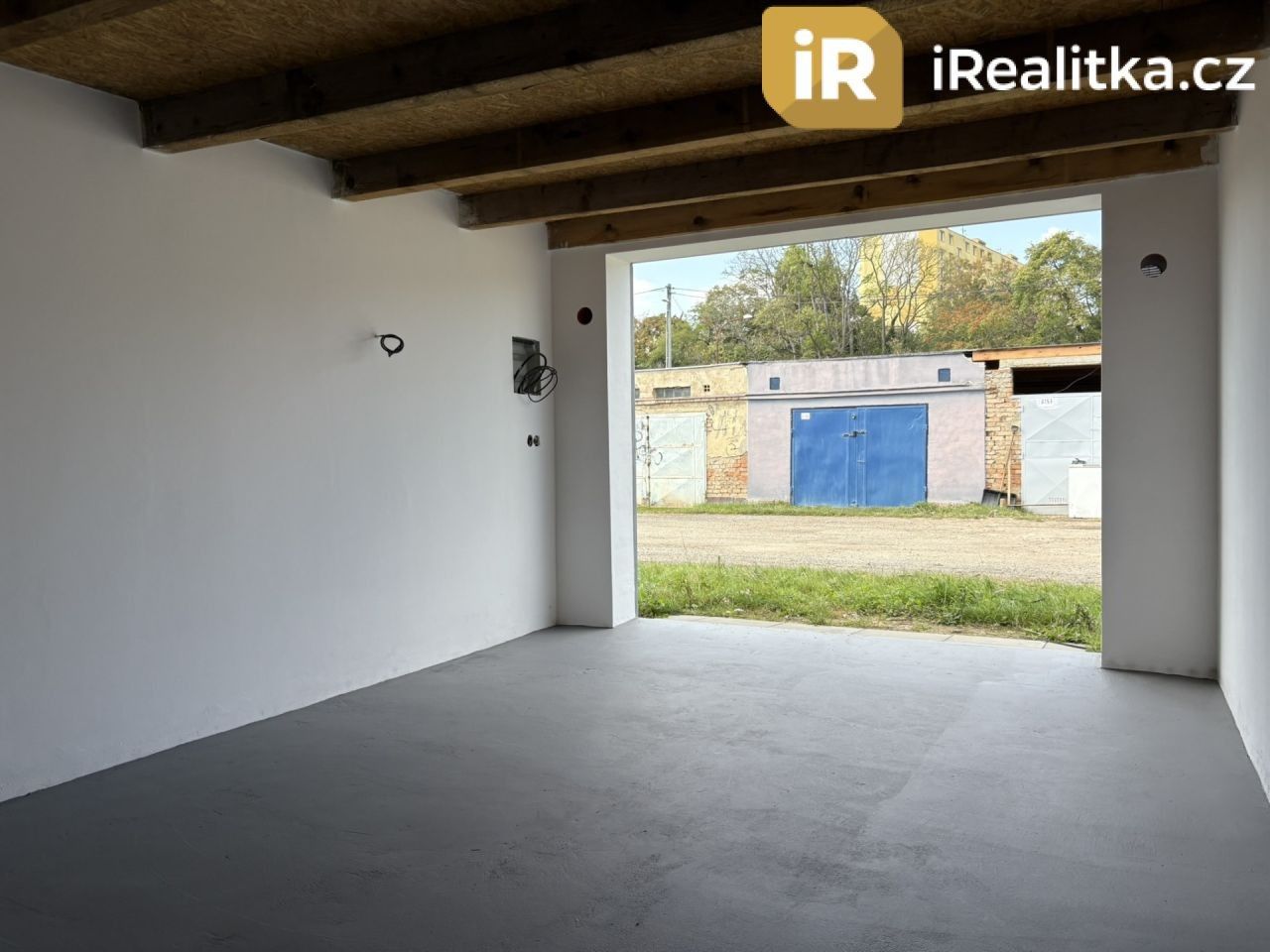 Prodej nemovitosti 22 m² - foto 2