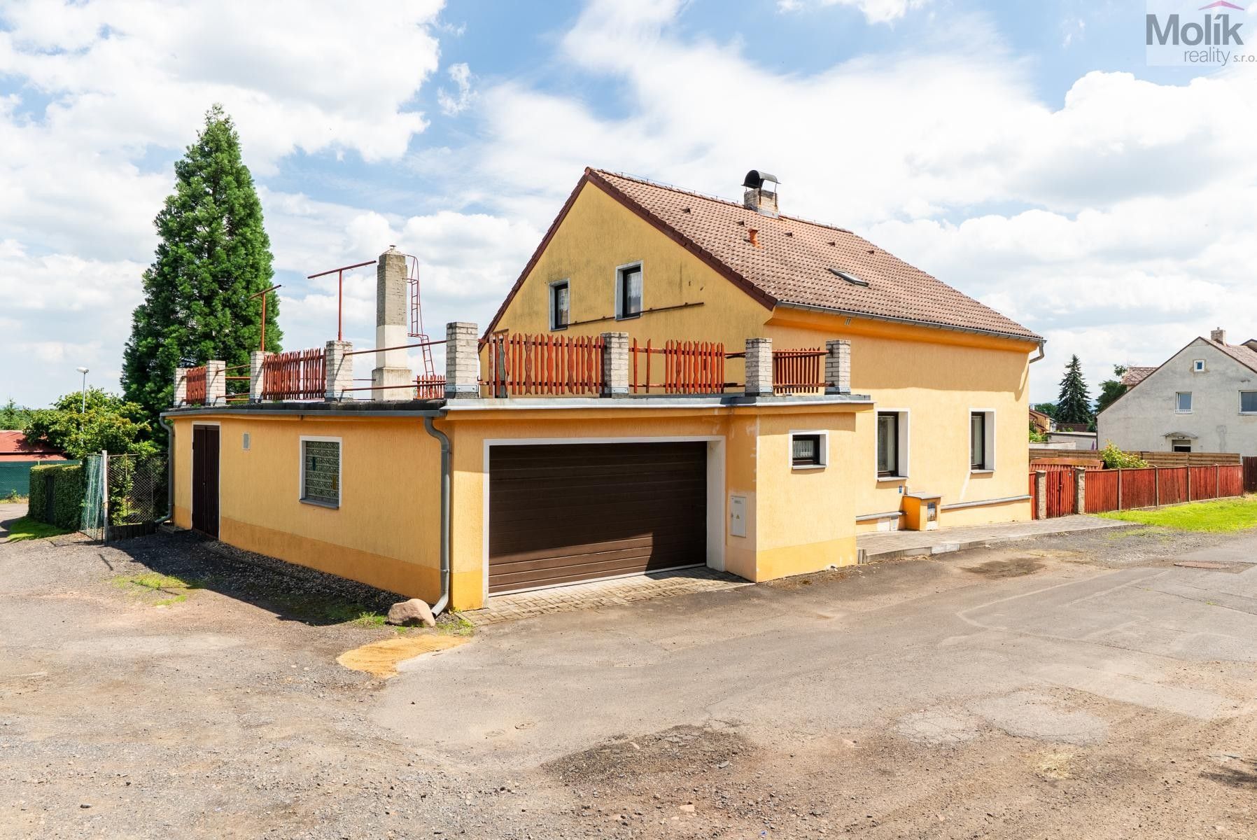 Prodej domu 210 m² - foto 2